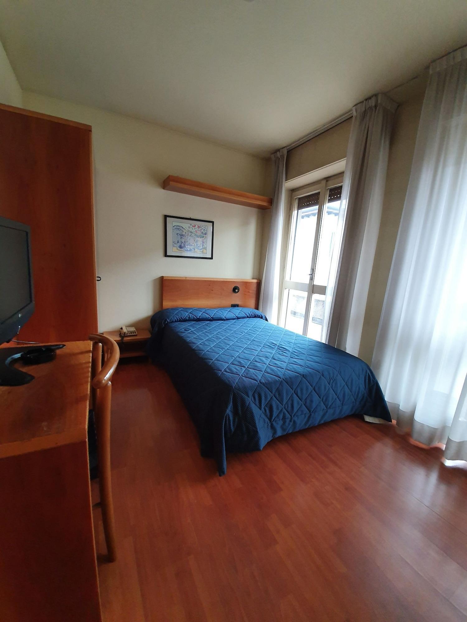 Hotel Selide Desio Exteriör bild